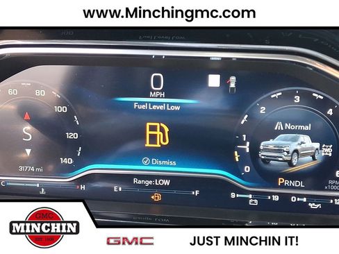 Used 2023 Chevrolet Suburban Premier AWD/4WD image 20