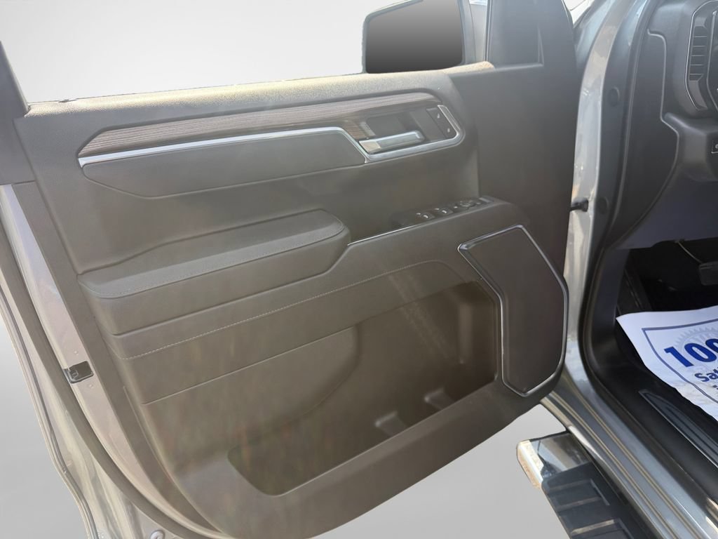 Certified 2025 Chevrolet Silverado 1500 LT AWD/4WD image 14