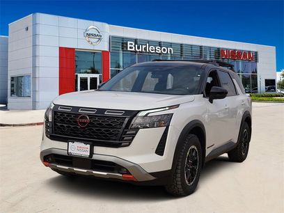 New 2026 Nissan Pathfinder SV