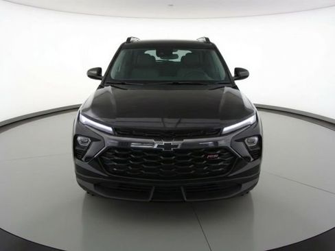 Used 2025 Chevrolet TrailBlazer RS w/ Convenience Package image 2