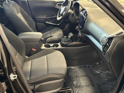 Used 2025 Kia Soul EX FWD image 15