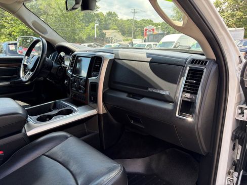 Used 2017 RAM 2500 Laramie w/ Convenience Group AWD/4WD image 47