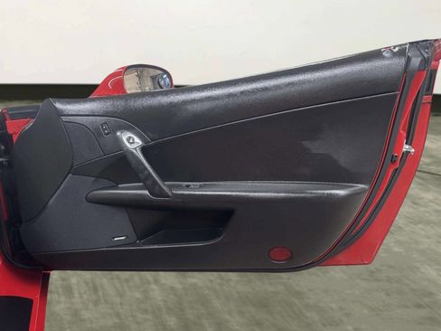 Used 2007 Chevrolet Corvette Convertible w/ Preferred Equipment Group image 21