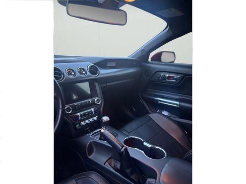 Used 2017 Ford Mustang GT Premium w/ GT Performance Package RWD image 10