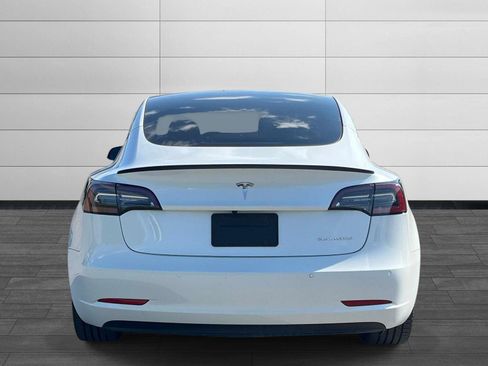 Used 2022 Tesla Model 3 Long Range AWD/4WD image 4