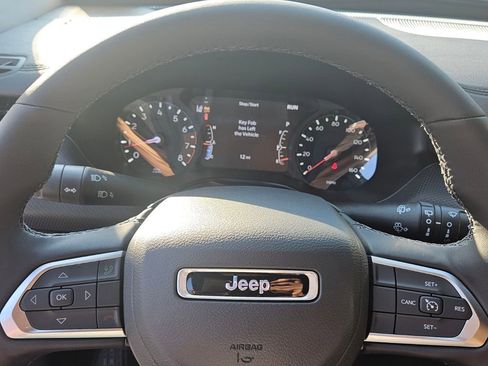 New 2026 Jeep Compass Latitude image 24