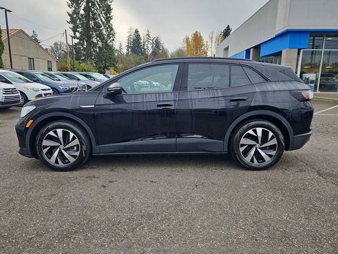 New 2025 Volkswagen ID.4 Pro image 2