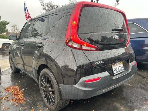 Used 2020 Kia Soul LX FWD image 5