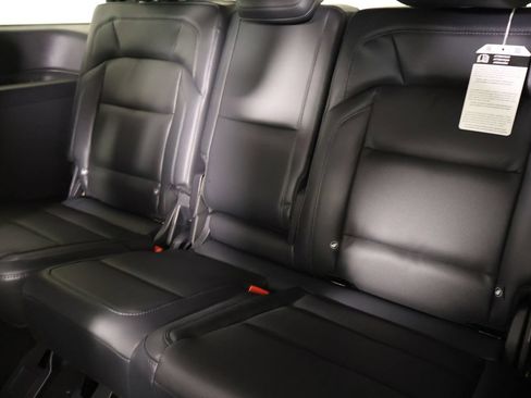 New 2025 Lincoln Navigator Reserve w/ Jet Appearance Package AWD/4WD image 14