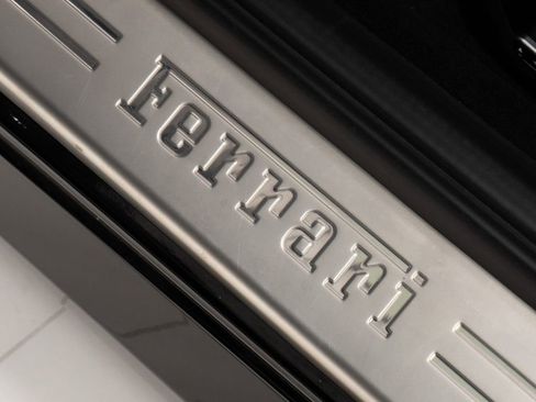 Used 2017 Ferrari GTC4Lusso image 13