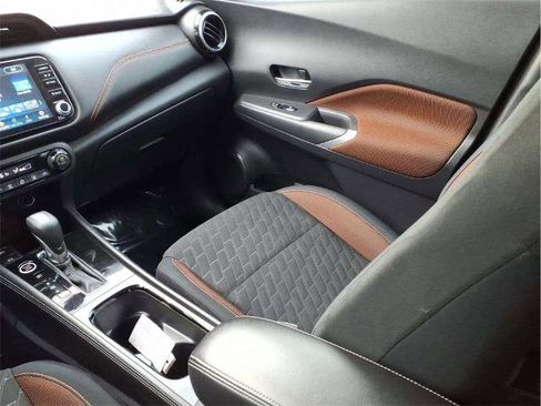 Certified 2023 Nissan Kicks SR image 12