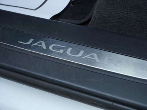 Used 2022 Jaguar F-PACE S AWD/4WD image 18