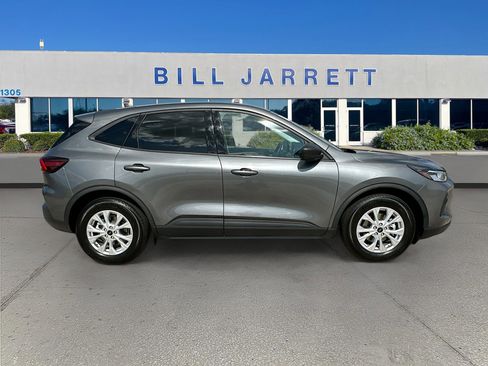 Certified 2025 Ford Escape Active FWD image 8
