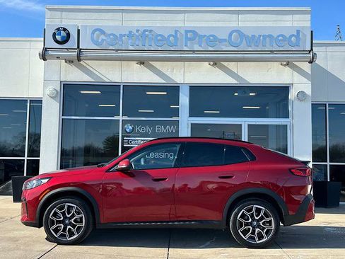 Certified 2025 BMW X2 xDrive28i w/ Premium Package image 5