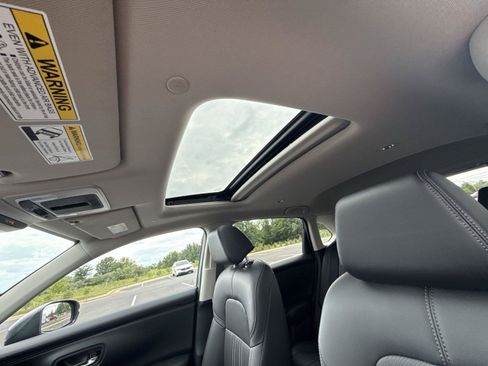Certified 2025 Honda HR-V EX-L image 16