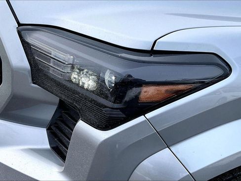 Used 2025 Toyota Tacoma SR5 image 24