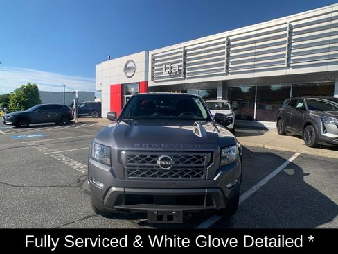 Used 2024 Nissan Frontier SV w/ Technology Package AWD/4WD image 9