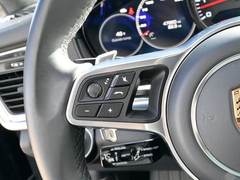 Used 2019 Porsche Panamera GTS image 25