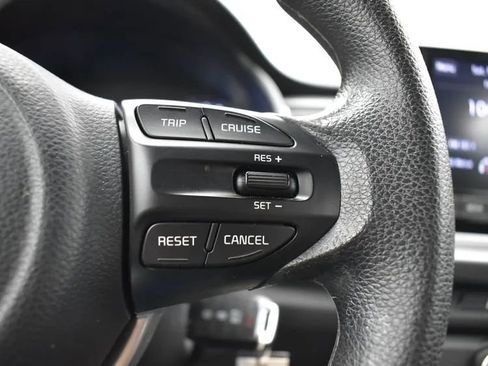 Used 2023 Kia Rio S image 22