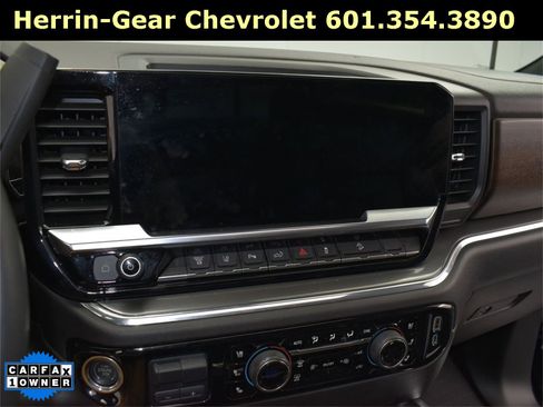 Used 2024 Chevrolet Silverado 2500 High Country w/ High Country Premium Package image 27