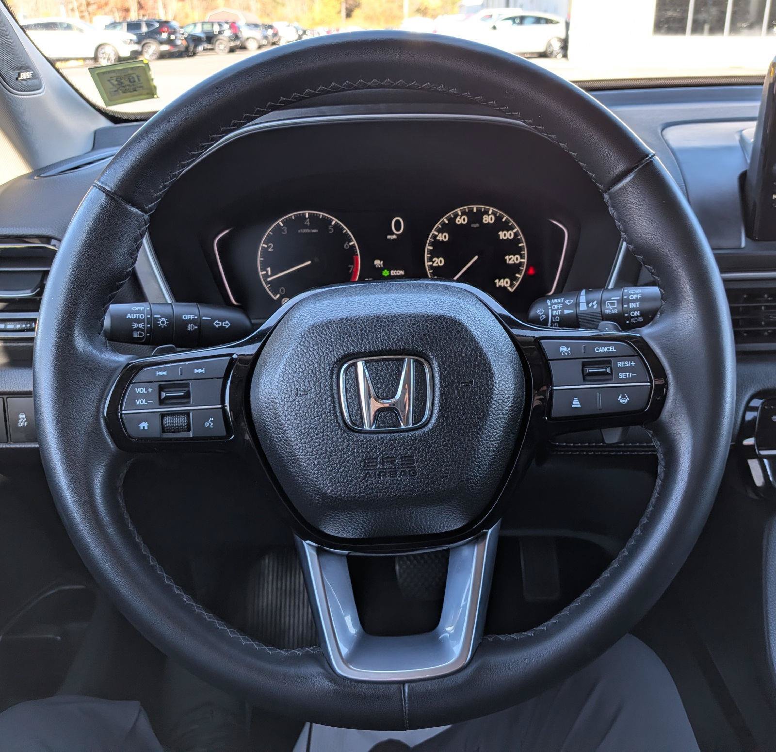 Certified 2025 Honda Pilot Touring image 17