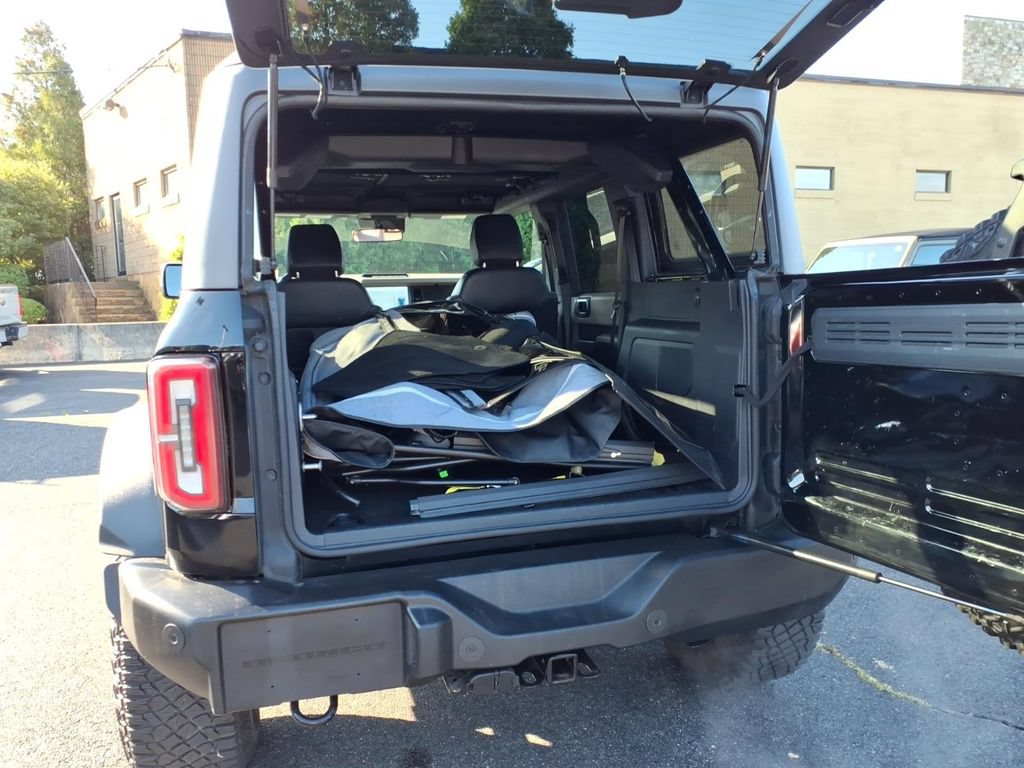 Used 2023 Ford Bronco Wildtrak AWD/4WD image 16
