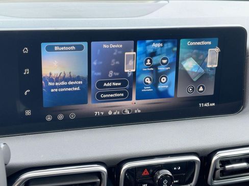 New 2026 Nissan Sentra SV w/ SV Convenience Package FWD image 23