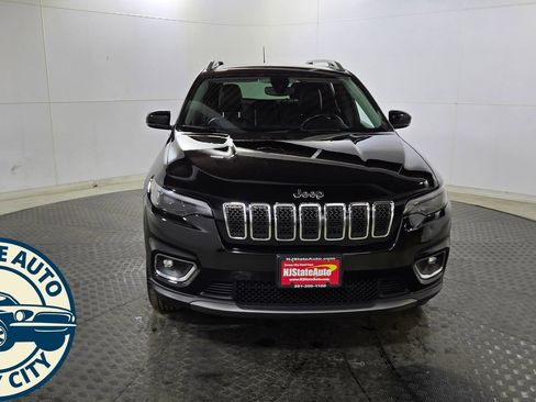 Used 2019 Jeep Cherokee Limited w/ Trailer Tow Group image 2