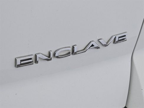Used 2016 Buick Enclave Leather image 12