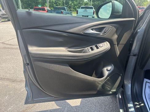 Used 2020 Buick Encore GX Select w/ Sport Touring Package FWD image 10