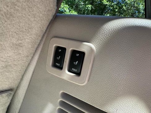 Used 2012 Ford Expedition Limited RWD image 14