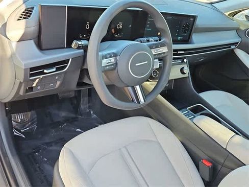 Certified 2025 Hyundai Sonata SEL image 10