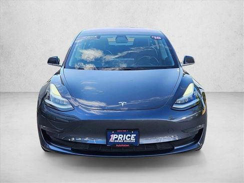 Used 2018 Tesla Model 3 Long Range image 2