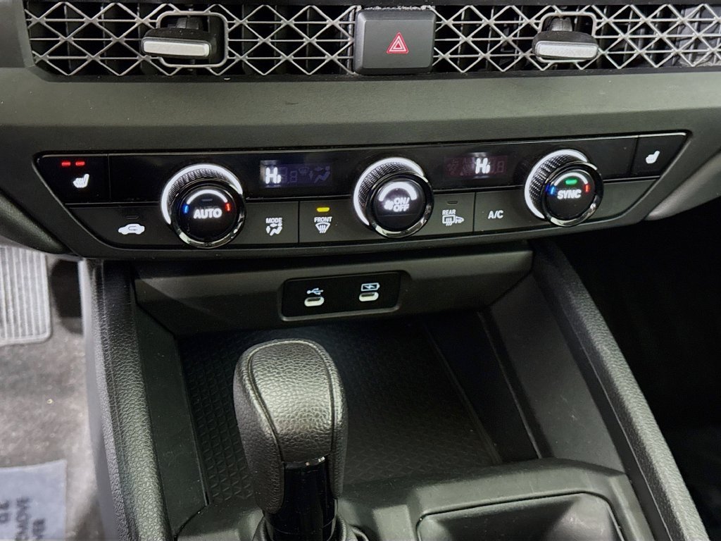 Used 2023 Honda Accord EX image 7