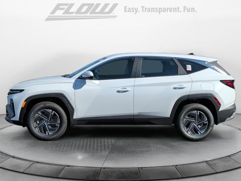 New 2026 Hyundai Tucson Blue SE AWD/4WD image 4
