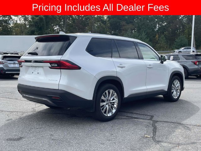 Used 2024 Toyota Grand Highlander AWD image 5