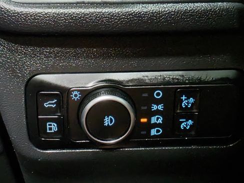 Used 2025 Ford Escape ST-Line Select w/ Tech Pack #1 AWD/4WD image 39
