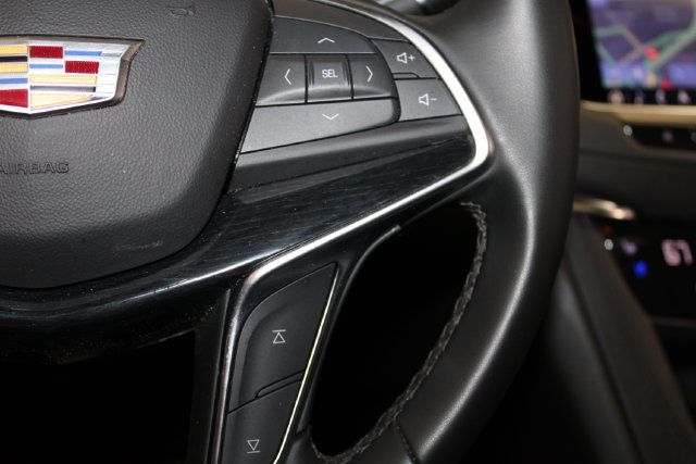 Used 2025 Cadillac XT5 Premium Luxury w/ Technology Package AWD/4WD image 23