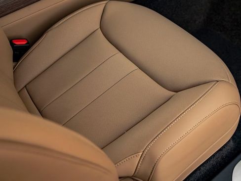 New 2026 Land Rover Range Rover SE AWD/4WD image 37