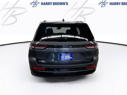 Used 2025 Jeep Grand Cherokee Limited w/ Black Appearance Package AWD/4WD image 8