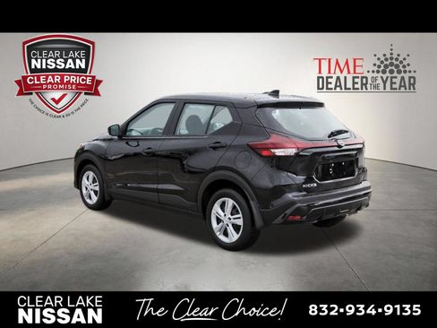 Certified 2025 Nissan Kicks Play S FWD image 5