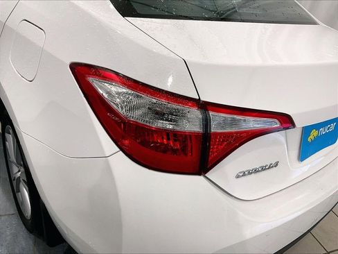 Used 2014 Toyota Corolla LE FWD image 32