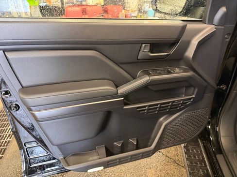 Used 2026 Toyota 4Runner SR5 AWD/4WD image 36