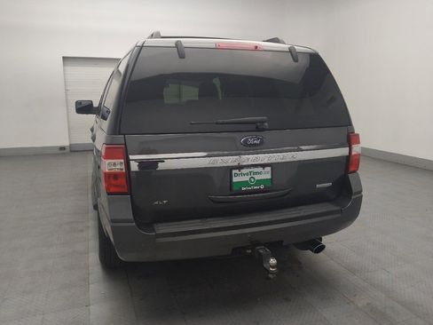 Used 2017 Ford Expedition XLT image 6
