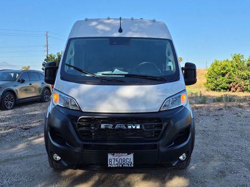 Used 2026 RAM ProMaster 2500 w/ Convenience Group FWD image 2