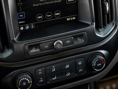 Used 2019 Chevrolet Colorado W/T RWD image 18