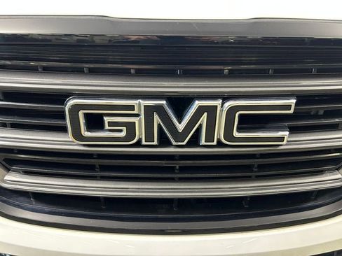 Used 2019 GMC Terrain SLE w/ Driver Convenience Package AWD/4WD image 10