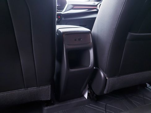 Used 2025 Chevrolet Trax RS w/ Sunroof Package image 19