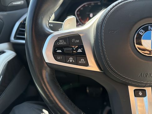 Used 2023 BMW X5 sDrive40i w/ M Sport Package RWD image 19