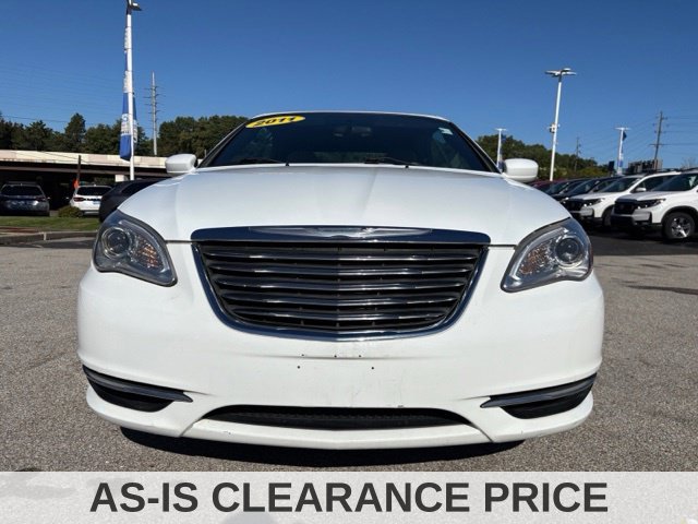 Used 2011 Chrysler 200 Touring w/ Cold Weather Group FWD image 23
